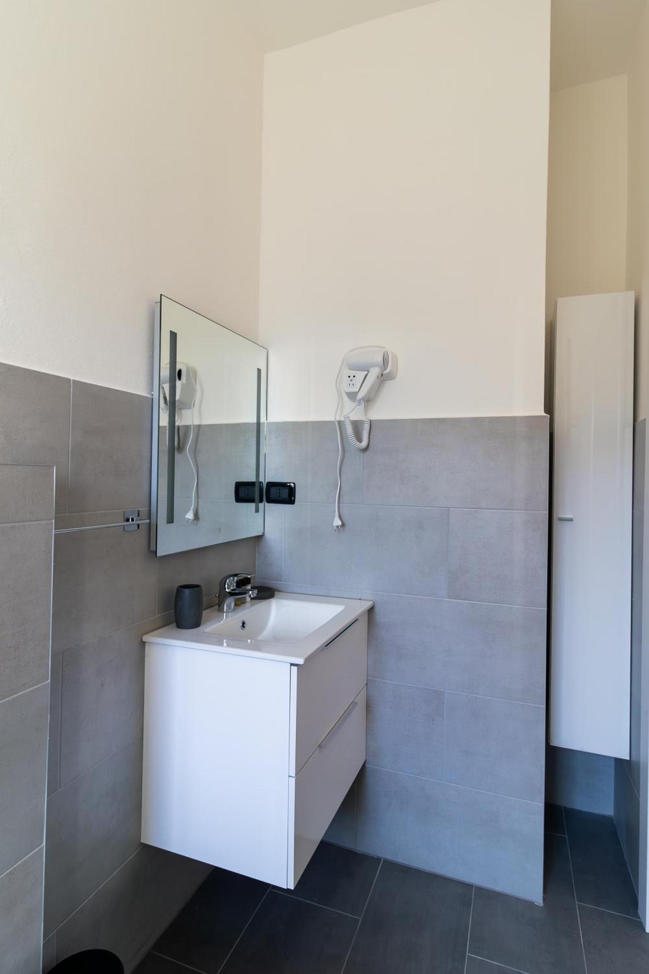 Abbiategrasso - Bocconi - 2 Camere Da Letto Мілан Екстер'єр фото